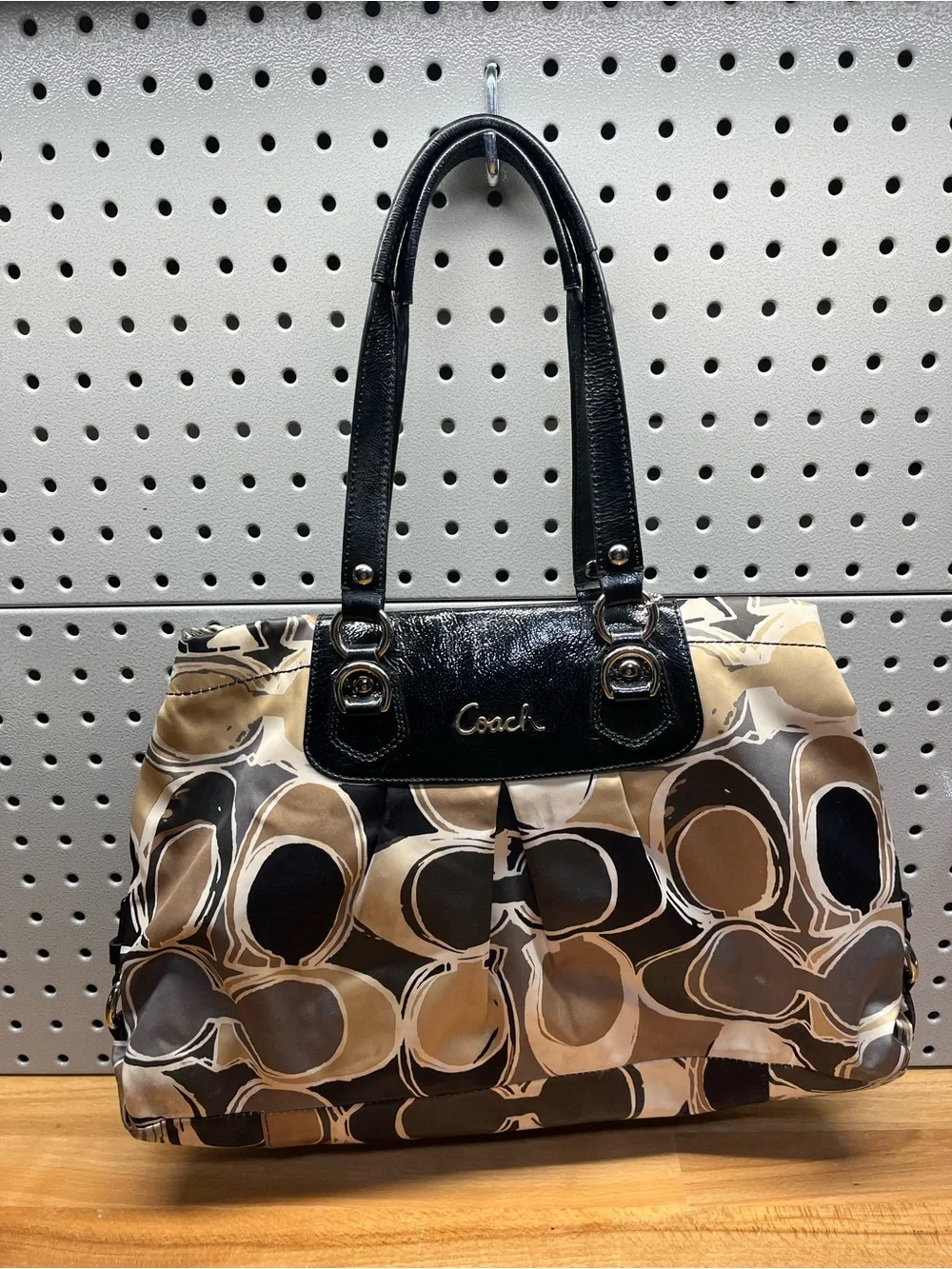 Coach Black and Tan Patterned Shoulder Bag - Picture 2 of 6